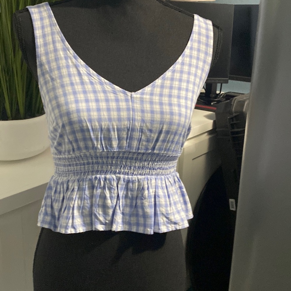 Hollister plaid peplum tank top, EUC size XS